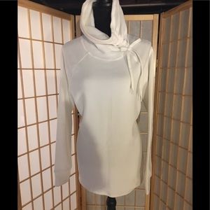 NWOT Champions- Cream pullover, roughing@ neck. Lg